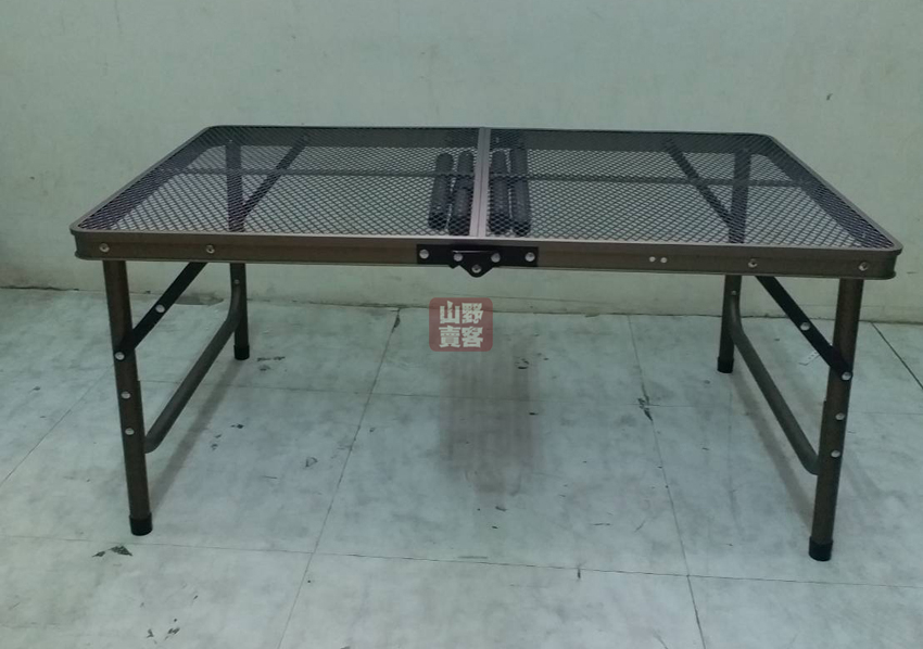 【山野賣客】網狀設計加鋁合金桌架，兩段式可調高低(第一段離地40公分，套接管子第二段離地70公分) 